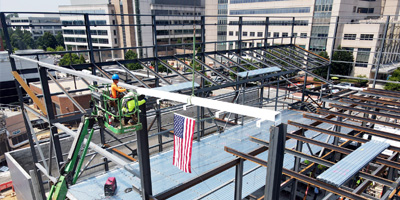 Final Steel Beam Placed on UNC Hospital’s new Central Generator Plant